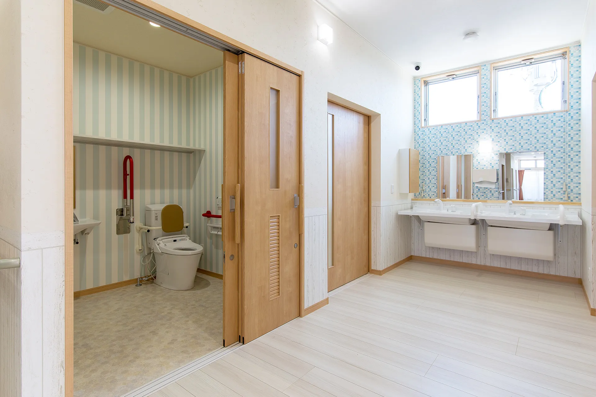 株式会社ひまわり